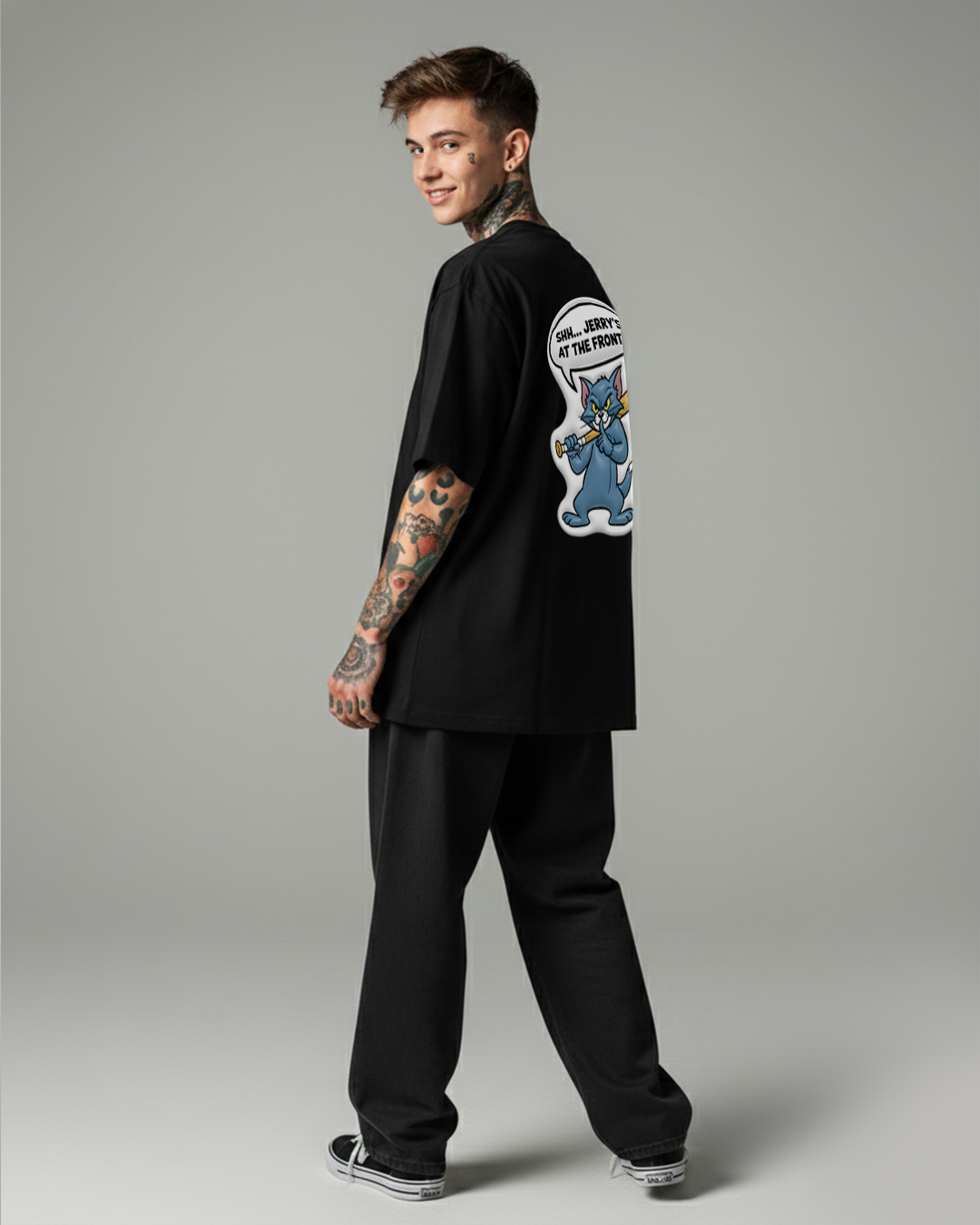 TOM & JERRY - Unisex Oversized Classic T-Shirt